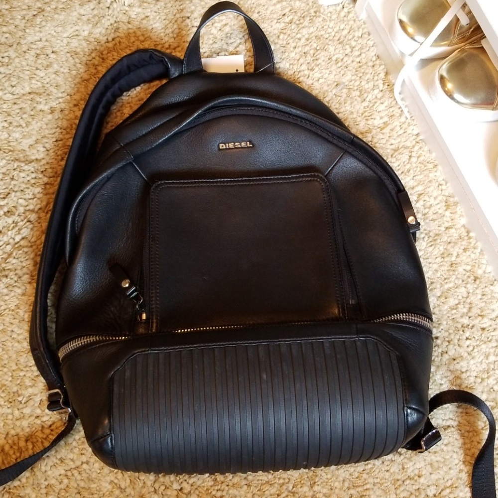 π₯π₯π₯HOT PICKπ₯π₯π₯π₯Diesel leather backpack - Picture 8 of 8
